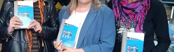 «Un mar lleno de peces me navega» de Josefina Soria en La Opinión de Murcia